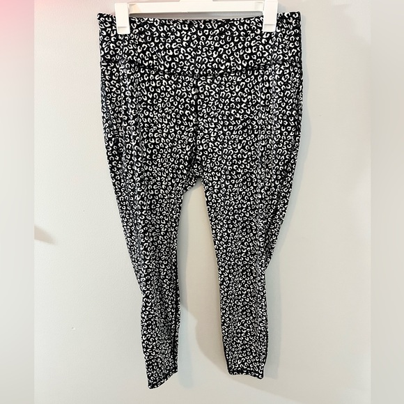 Woman’s Cabana by Crown & Ivy Leggings size 2X - Picture 3 of 4